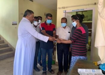 വെട്ടുകാട് വെല്‍ഫയര്‍ ട്രസ്റ്റ് (VWT) സാമ്പത്തികസഹായം കൈമാറി.