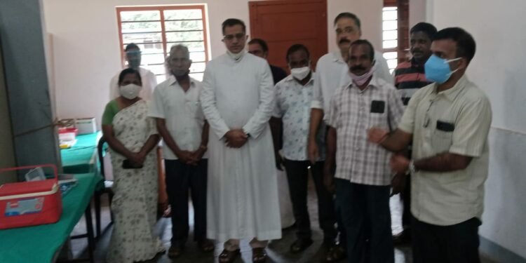 പള്ളിത്തുറ: സമ്പൂർണ്ണ കോവിഡ്  വാക്‌സിനേഷൻ ആദ്യ ഘട്ടത്തിലേക്ക്