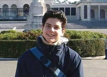 വാഴ്ത്തപ്പെട്ട കാർലോ അക്യുട്ടിസ്            ഈ നൂറ്റാണ്ടിന്റെ യുവജന   മാർഗദർശി