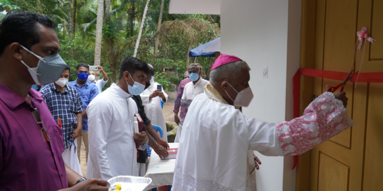 ‘ഭവനം ഒരു സമ്മാനം’ പദ്ധതിയിലൂടെ നിർധനകുടുംബത്തിനൊരു വീട്