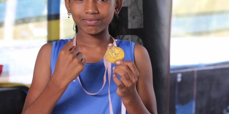 ഇടിക്കൂട്ടിലെ പെൺസിംഹമായി മോണിക്ക നെൽസൺ