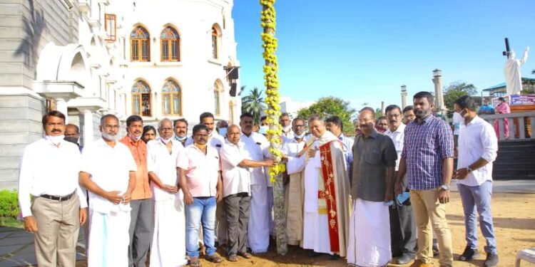 വെട്ടുകാട് മാദ്രേ ദേ ദേവൂസ്  ദേവാലയത്തിൽ പന്തൽ കാൽനാട്ടു കർമ്മം നിർവ്വഹിച്ചു