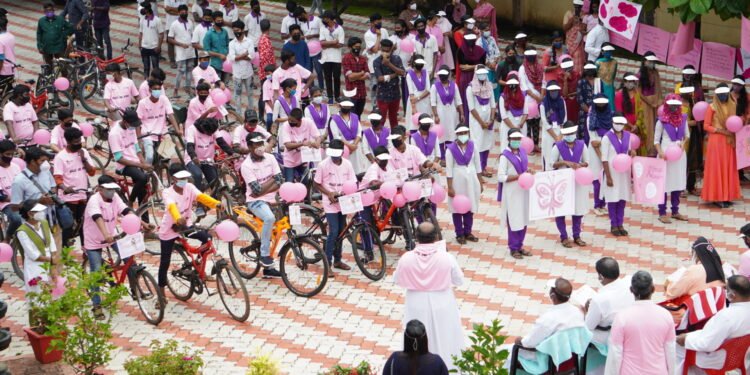 സ്തനാർബുദം: അവബോധമുണർത്താൻ ആശാകിരണം സൈക്ലോതോൺ