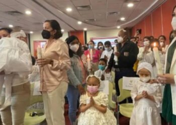 ക്യാൻസർ ബാധിതരായ 38 കുഞ്ഞുങ്ങൾക്ക് സഥൈര്യലേപന കൂദാശ