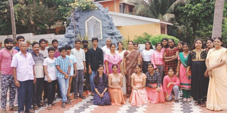 വികസിത സമൂഹരൂപീകരണത്തിന്‌ വിദ്യാഭ്യാസ മുന്നേറ്റം എങ്ങനെ കൈവരിക്കാം; പേട്ട ഫെറോനയിൽ സെമിനാർ നടന്നു.