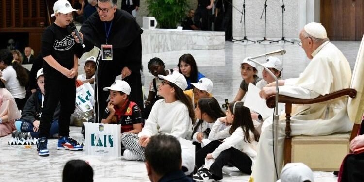 ‘സമാധാനം മനോഹരമാണ്’, പാപ്പയോടൊപ്പം ഏറ്റുപറഞ്ഞ് ലോകരാജ്യങ്ങളിൽ നിന്നുള്ള 7500 കുട്ടികൾ