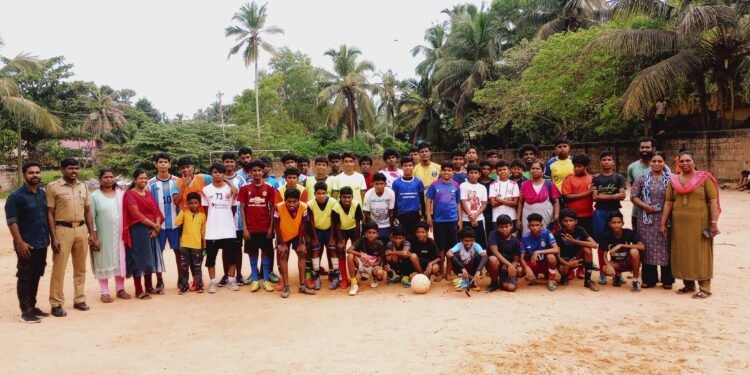 ലഹരിവിരുദ്ധ സന്ദേശവുമായി കോവളം ഫെറോനയിൽ ചൈൽഡ് പാർലമെന്റിന്റെ ഫുട്ബാൾ മത്സരം