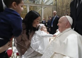 ജ്ഞാനസ്നാന തീയതി അറിയില്ലെങ്കിൽ കണ്ടെത്തി ജന്മദിനം പോലെ ആഘോഷിക്കണം: ഫ്രാന്‍സിസ് പാപ്പ