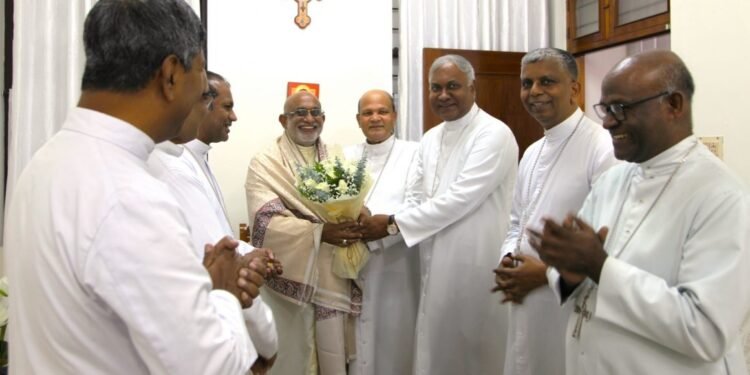 സീറോ മലബാര് സഭയുടെ മേജര് ആര്ച്ച്ബിഷപ്പിനെ സന്ദര്ശിച്ച് ലത്തീൻ സഭയിലെ പിതാക്കന്മാർ