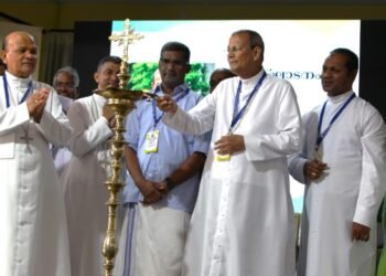 രാജ്യത്തും സംസ്ഥാനത്തും ജനാധിപത്യവും പൗരാവകാശങ്ങളും ഭരണഘടനാ മൂല്യങ്ങളും ചവിട്ടിമെതിക്കപ്പെടുന്നു: ആര്‍ച്ച്ബിഷപ് ജോസഫ് കളത്തിപറമ്പില്‍