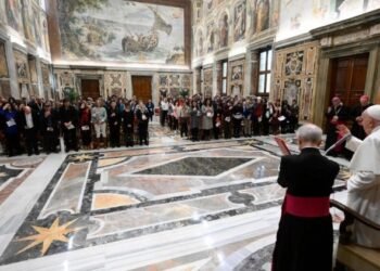 ക്രിസ്തീയ കാഴ്ചപ്പാടിലൂടെ സഭയുടെ നന്മകളെ സമൂഹത്തിനു മുമ്പില്‍ പങ്കുവയ്ക്കുക: കത്തോലിക്കാ മാധ്യമപ്രവര്‍ത്തകരോട് ഫ്രാൻസിസ് പാപ്പ