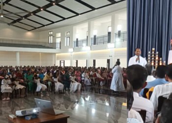 പ്രേഷിത കുരിശിന്റെ പ്രയാണത്തിനൊടുവിൽ പുതുക്കുറിച്ചി ഫൊറോനയിൽ നടന്ന ബിസിസി സംഗമം ശ്രദ്ധനേടി