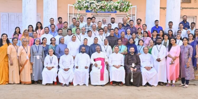 കേരളത്തിലെ ലത്തീൻ രൂപതകളിലെ മാനസികാരോഗ്യ മേഖലയിൽ പ്രവർത്തിക്കുന്നവരുടെ സമ്മേളനം (CLAP-24) കൊച്ചിയിൽ സമാപിച്ചു