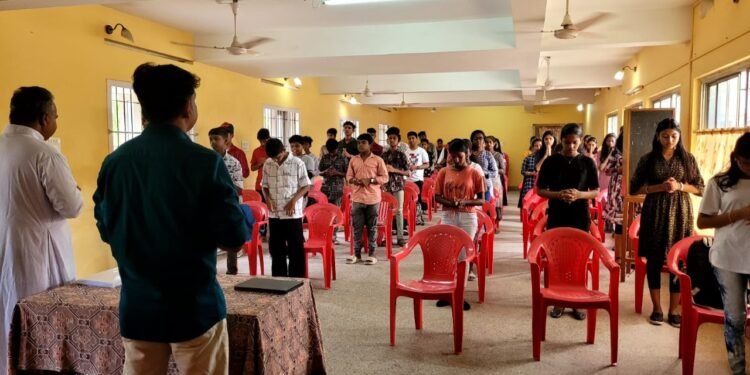 സിവിൽ സർവീസ് ഫൗണ്ടേഷൻ കോഴ്സ് വിദ്യാർത്ഥികൾക്ക് പരീക്ഷ നടത്തി