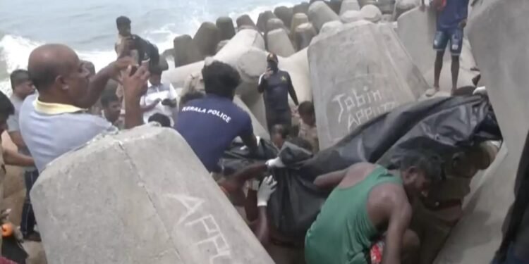 മുതലപ്പൊഴി അപകടം; സുരക്ഷാ പാക്കേജ് അടിയന്തരമായി നടപ്പിലാക്കണമെന്ന് കെ.എൽ.സി.എ