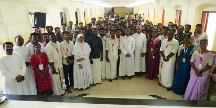 LEAD ON – കെ.സി.വൈ.എം സംസ്ഥാന നേതൃത്വ പരിശീലന ക്യാമ്പ്: തിരുവനന്തപുരം അതിരൂപതയിൽ