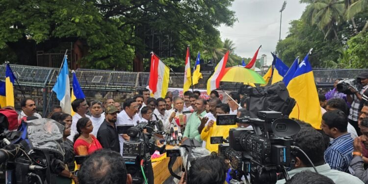 മുതലപ്പൊഴി മരണം; നിയമസഭ നിർത്തിവച്ച് ചർച്ച ചെയ്യണം – മോൺ. യൂജിൻ പെരേര