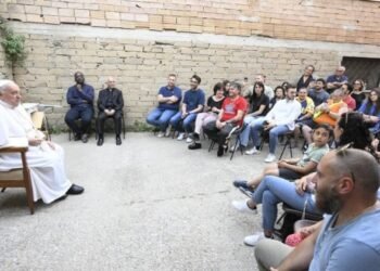 എല്ലാകാര്യങ്ങളും വീട്ടിൽ പറയാൻ കഴിയുമെന്ന ബോധ്യത്തിലാണോ നിങ്ങളുടെ മക്കൾ വളരുന്നത്? ഫ്രാൻസിസ് പാപ്പയുടെ ചോദ്യം