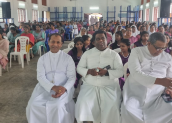 മുതിർന്നവരിലൂടെ കൈമാറി വന്ന വിശ്വാസത്തിൻ്റെ തിരിനാളം അണയാതെ പുതുതലമുറക്ക് കൈമാറുക – അഭിവന്ദ്യ ക്രിസ്തുദാസ് പിതാവ്.