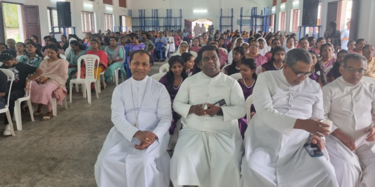 മുതിർന്നവരിലൂടെ കൈമാറി വന്ന വിശ്വാസത്തിൻ്റെ തിരിനാളം അണയാതെ പുതുതലമുറക്ക് കൈമാറുക – അഭിവന്ദ്യ ക്രിസ്തുദാസ് പിതാവ്.