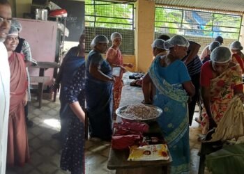 വയനാടിന്‌ താങ്ങാകാൻ ബിരിയാണി ചലഞ്ച് നടത്തി കാരയ്ക്കാമണ്ഡപം ഇടവകയിലെ സ്വയം സഹായസംഘങ്ങൾ