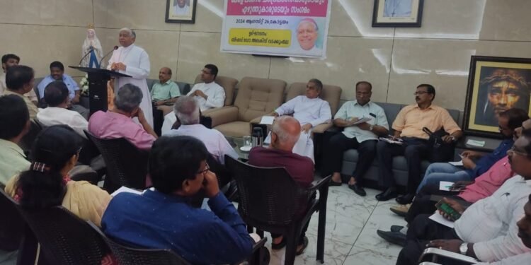 ചരിത്ര രചനകൾ ഉറവിടബന്ധിയാകണം – ബിഷപ് അലക്സ് വടക്കുംതല