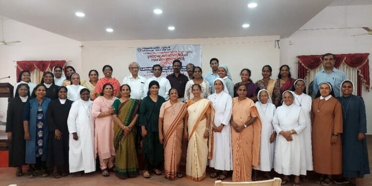 ത്രിതല കൗൺസിലിംഗ് സംവിധാനമൊരുക്കി കുടുംബപ്രേഷിത ശൂശ്രൂഷ