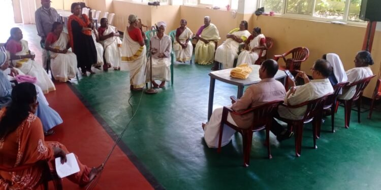 കുശവർക്കൽ ഇടവകയിൽ വയോജനങ്ങളെ ചേർത്തുപിടിച്ച് ഒരു ഓണാഘോഷം