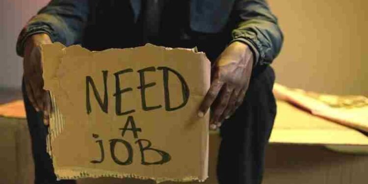 രാജ്യത്ത് ഏറ്റവും കൂടുതല്‍ തൊഴിലില്ലായ്മയുള്ള സംസ്ഥാനം; കേരളം രണ്ടാം സ്ഥാനത്ത്
