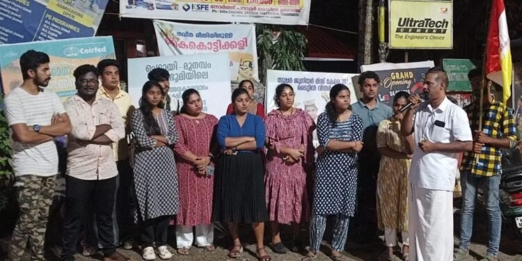 ചെറായി മുനമ്പം തീരദേശഭൂമിയിലെ വഖഫ് ബോർഡിന്റെ അവകാശവാദം ഉപേക്ഷിക്കുക; കെസിവൈഎം ഐക്യദാർഢ്യ സദസ്സ്