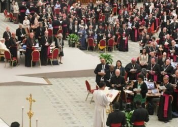 സിനഡു സമ്മേളനം ഒരു യാത്രയാണെന്ന് ഫ്രാൻസീസ് പാപ്പാ