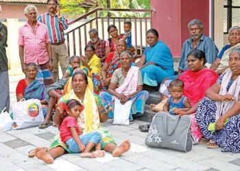 കള്ളക്കടൽ ; പൂന്തുറയിൽ വീടുകളിൽ വെള്ളംകയറി, നിരവധിപേരെ ഒഴിപ്പിച്ചു