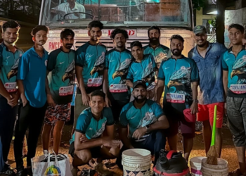 ലോക പൊതു ഗതാഗത ദിനത്തോട് അനുബന്ധിച്ച് കെഎസ്ആർടിസി ബസ് വൃത്തിയാക്കി നെല്ലിയോട് കെസിവൈഎം