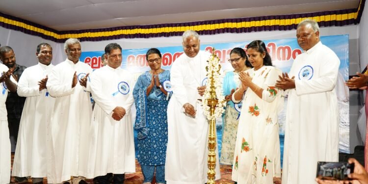 തിരുവനന്തപുരം അതിരൂപതയിൽ ലോകമത്സ്യത്തൊഴിലാളി ദിനം ആചരിച്ചു