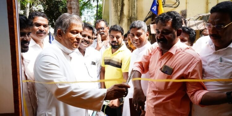 കെഎൽസിഎ സമ്പൂർണ്ണ സംസ്ഥാന സമ്മേളനം : സ്വാഗതസംഘം ഓഫീസ് ഉൽഘാടനം ചെയ്തു