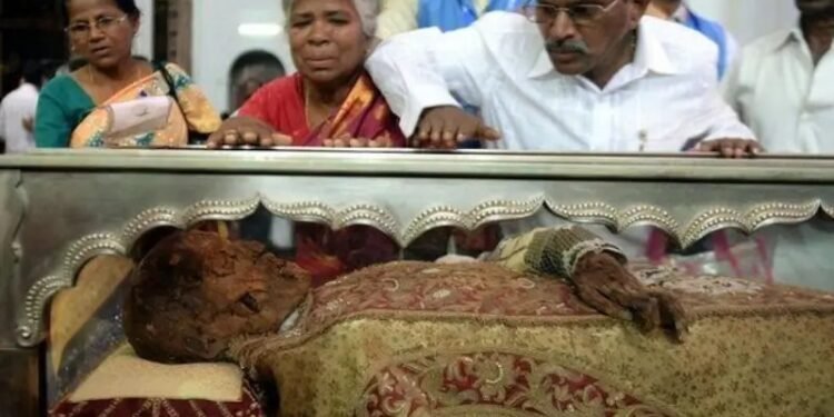 ഗോവയിൽ വിശുദ്ധ ഫ്രാൻസിസ് സേവ്യറിൻ്റെ തിരുശേഷിപ്പ് പരസ്യവണക്കം ആരംഭിച്ചു