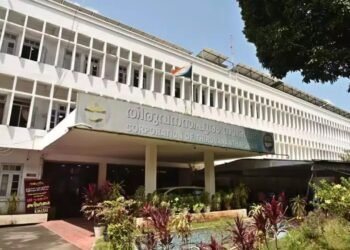 തിരുവനന്തപുരം നഗരസഭ വാർഡ് വിഭജനത്തിൽ ഭരണഘടനാ ലംഘനം;തീരദേശത്തെ ആയിരക്കണക്കിന് വീടുകൾ ഒഴിവാക്കി