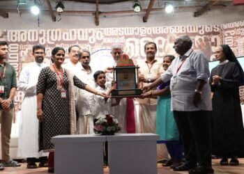 ലോഗോസ് ക്വിസില് ചരിത്രം കുറിച്ച് ജിസ്മോന്; ഏറ്റവും പ്രായം കുറഞ്ഞ ലോഗോസ് പ്രതിഭ