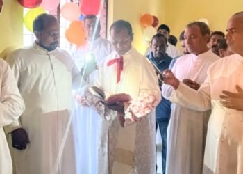 പുതുക്കുറിച്ചി ഫൊറോന അൽമായ ശുശ്രൂഷ പൂർത്തിയാക്കിയ ഭവന പദ്ധതി അഭിവന്ദ്യ ക്രിസ്തുദാസ് പിതാവ് ആശീർവദിച്ചു