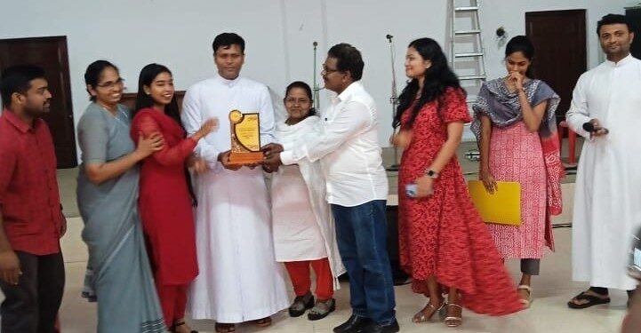 കഴക്കൂട്ടം ഫൊറോന അജപാലന ശുശ്രൂഷ സമിതിയുടെ നേതൃത്വത്തിൽ കരോൾ ഗാനമത്സര൦ നടന്നു