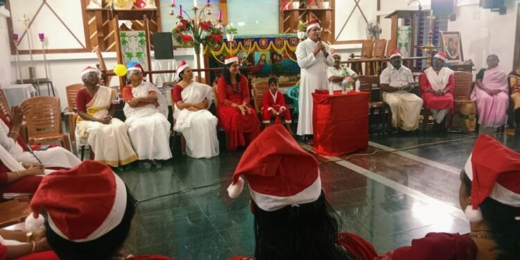 കുന്നുംപുറം  ഇടവകയിൽ വിവിധ മതസ്ഥരെ ഉൾപ്പെടുത്തി Santa’s Night 2024 സംഘടിപ്പിച്ചു