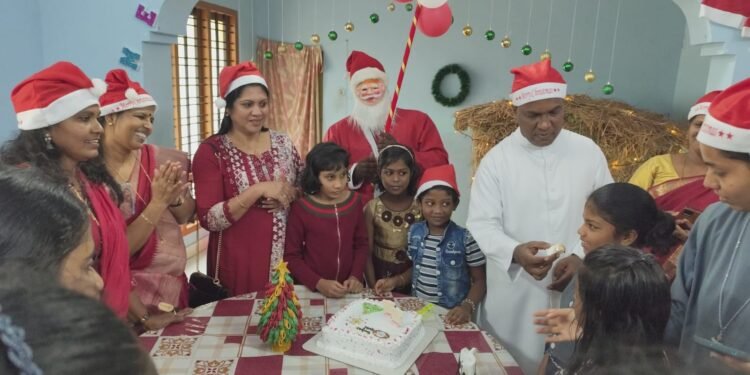 കാത്തലിക് ടീച്ചേഴ്സ് ഗിൾഡ് കരുണാ നിവാസിൽ ക്രിസ്തുമസ് ആഘോഷിച്ചു.