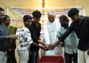 ഡി സി എം എസ് വിദ്യാർത്ഥികൾക്കായുള്ള സ്കോളർഷിപ്പ് വിതരണം ചെയ്തു