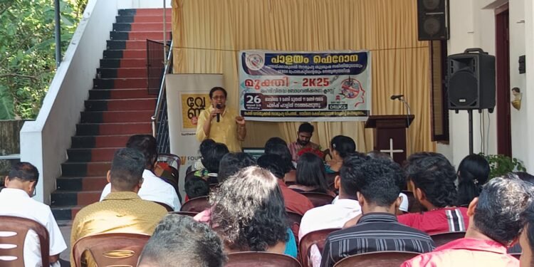 ലഹരി വിരുദ്ധ ബോധവൽക്കരണ ക്ലാസുകൾ നടത്തി സാമൂഹ്യ ശുശ്രൂഷ പാളയം ഫൊറോന
