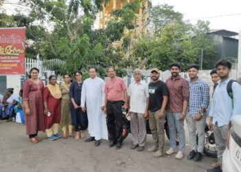 ഉപവി പ്രവർത്തനം നടത്തി ജൂബിലി ആഘോഷങ്ങൾക്ക് തുടക്കംകുറിച്ച് കുന്നുംപുറം ഇടവക യുവജനങ്ങൾ