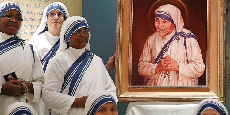 വിശുദ്ധ മദർ തെരേസയുടെ തിരുനാൾ പൊതു ആരാധന കലണ്ടറിൽ ചേർത്ത് ഫ്രാൻസിസ് പാപ്പ