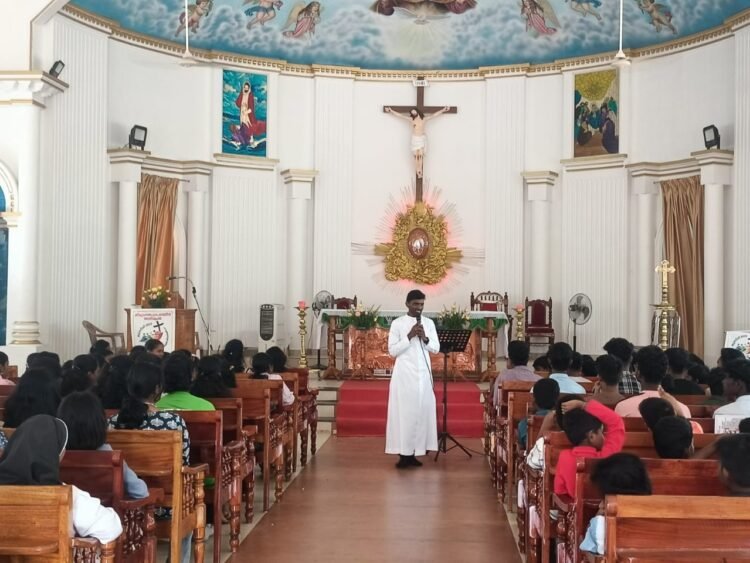 കഴക്കൂട്ടം ഫൊറോനയിൽ പരീക്ഷ ഒരുക്ക ധ്യാനം നടത്തി