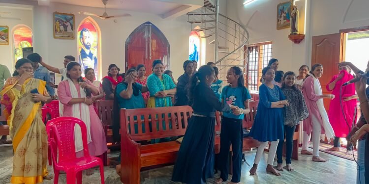 ഡെബോറ – കെ.സി.വൈ.എം നെല്ലിയോട് യൂണിറ്റിന്റെ നേതൃത്വത്തിൽ സ്വയംരക്ഷാ പരിശീലനം