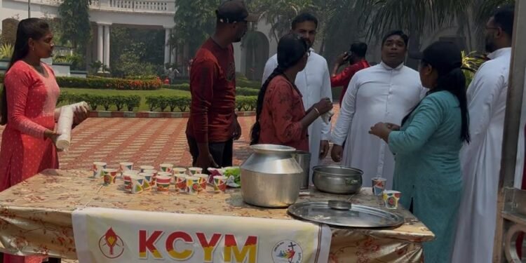 മതസൗഹാർദ്ദത്തിന്റെ  മുഖവുമായി തിരുവനന്തപുരം ലത്തീൻ അതിരൂപതയിലെ കെ. സി. വൈ. എം. പ്രവർത്തകർ