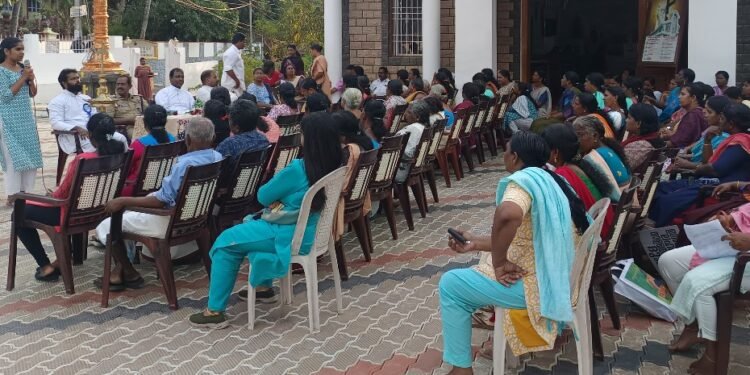 വനിതാദിനാചരണത്തിൽ ലഹരിക്കെതിരെ വാക്കത്തോൺ നടത്തി കോവളം ഫൊറോന സാമൂഹ്യ ശുശ്രൂഷ